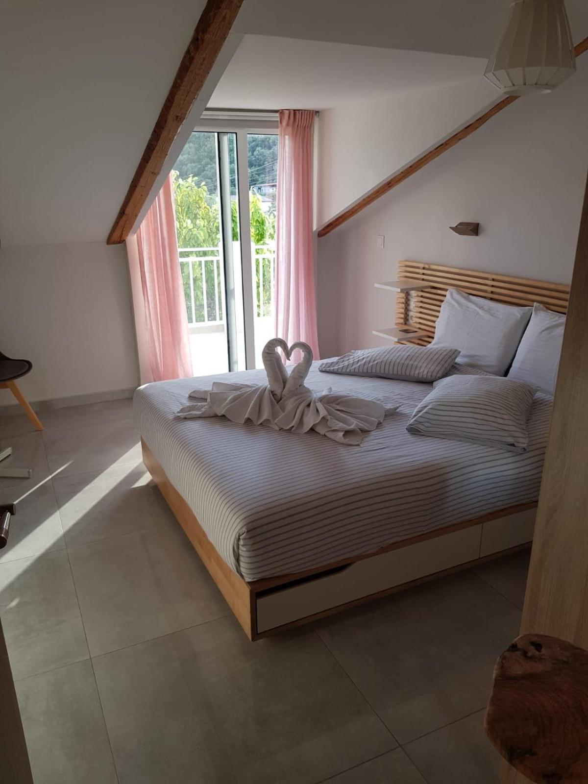 Kallimos Vasilikí Room photo